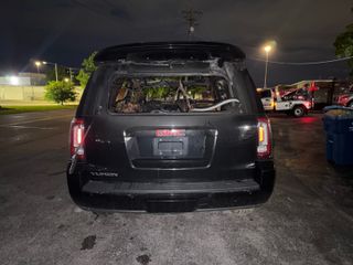 2017 GMC Yukon SLT - Exterior Rear Center Image